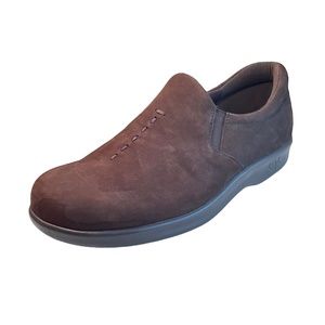 SAS Womens‎ Size 6.5 Slip On Brown Suede Comfort Casual Shoes